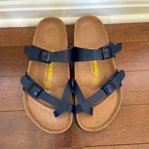 Birkenstocks Multistrap Size 9 Navy Blue